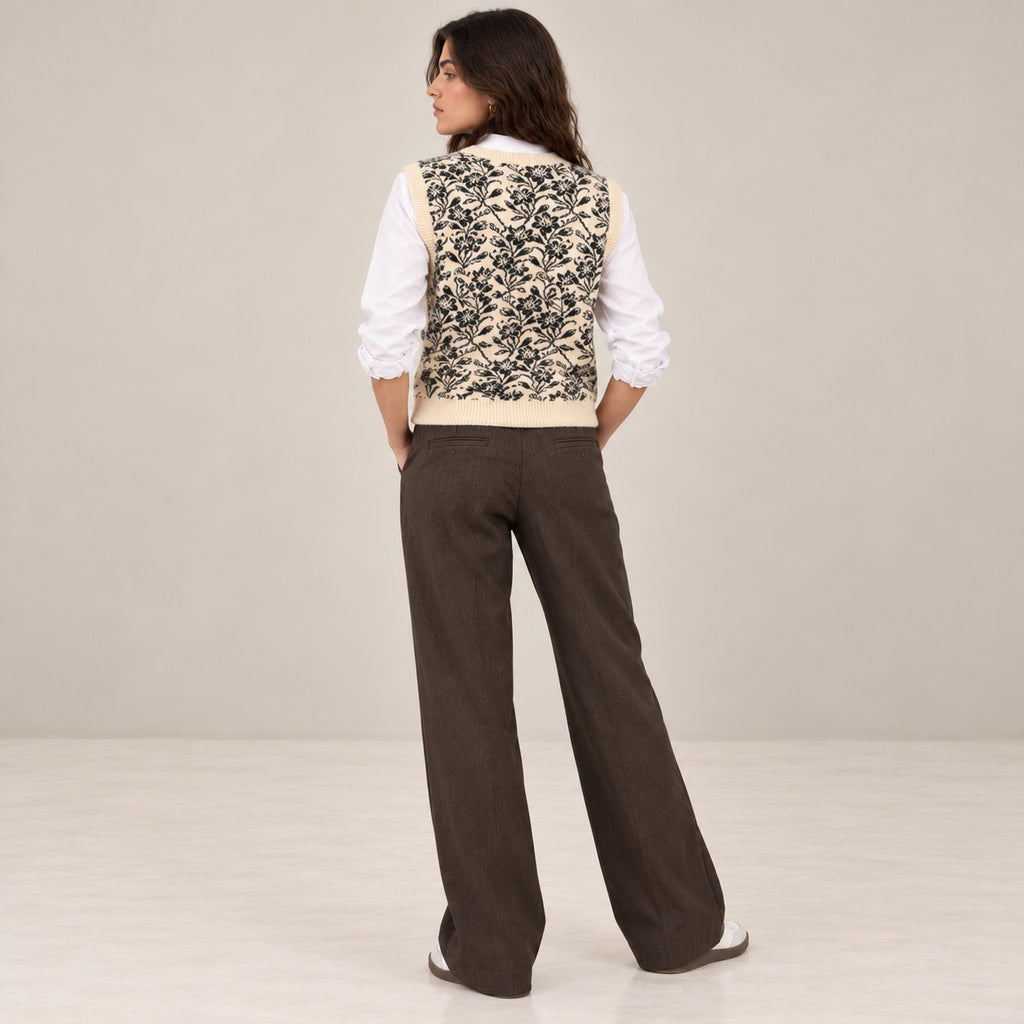Women's Sleeveless Round-Neck Printed Sweater