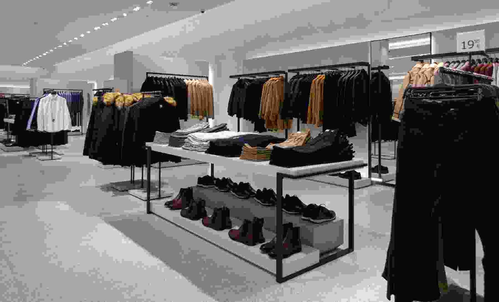 The Cali Roots|Our Stores